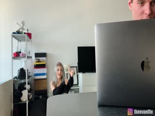 绿帽男的骚女友和他朋友激情做爱爆精颜射[补录]